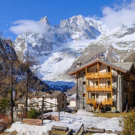 Hotel Aigle Courmayeur Eksteriør billede