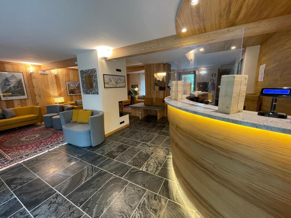 Hotel Aigle Courmayeur Eksteriør billede