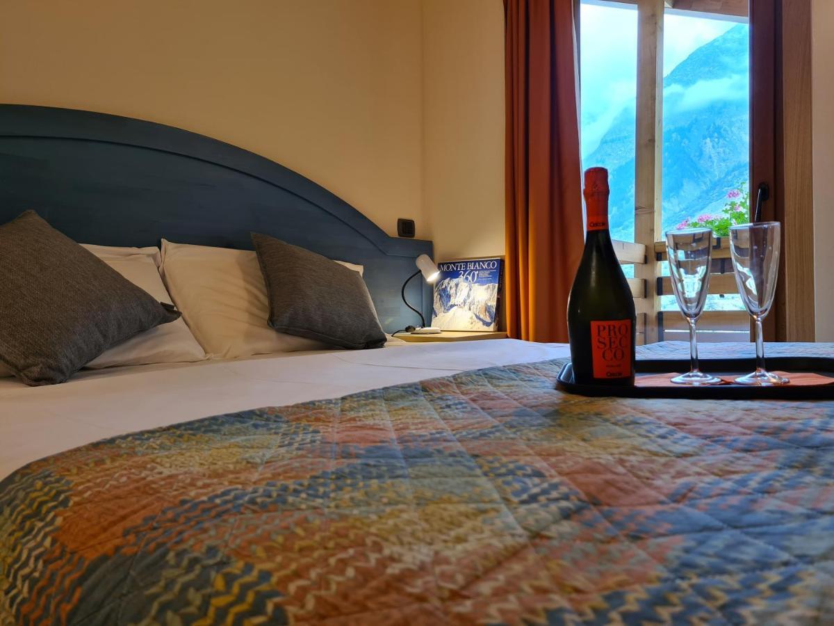 Hotel Aigle Courmayeur Eksteriør billede