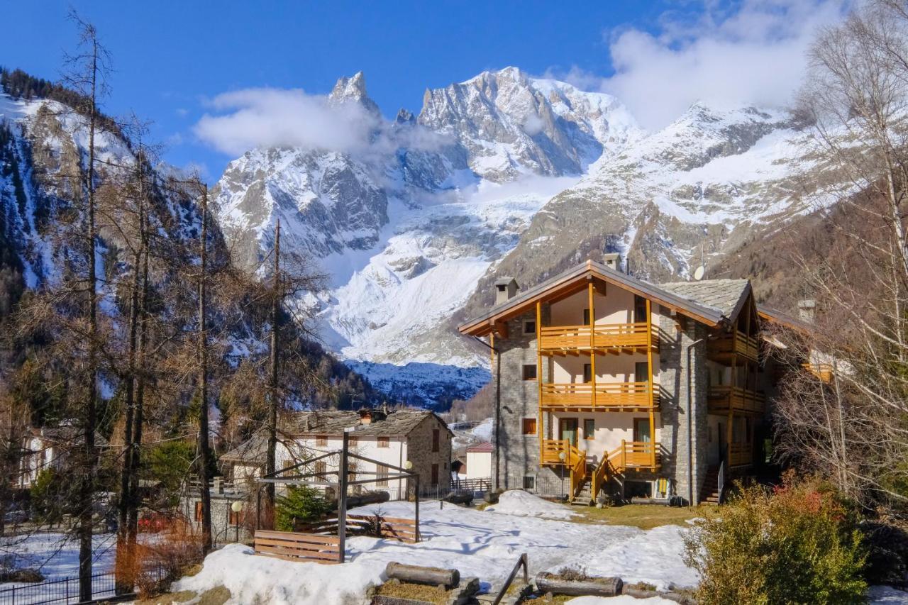 Hotel Aigle Courmayeur Eksteriør billede