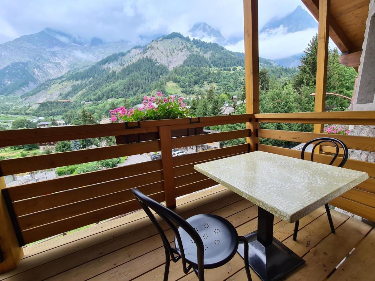 Hotel Aigle Courmayeur Eksteriør billede